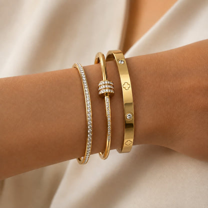 Set de Brazaletes Aurelia™ – Elegancia Dorada ✨